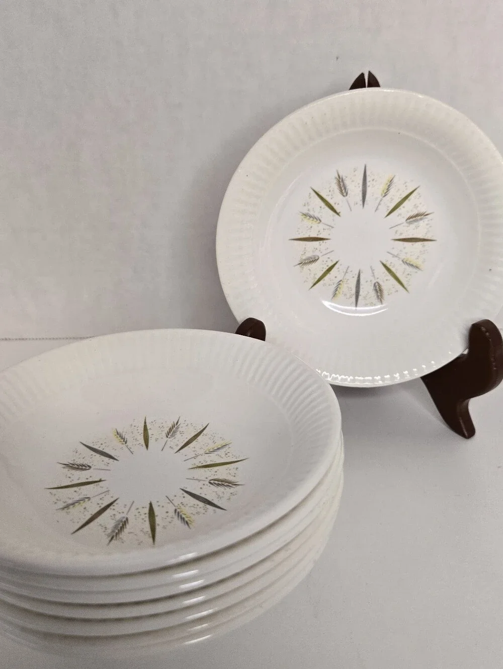 Vintage Mount Clemons Pottery Wheat Pattern 5